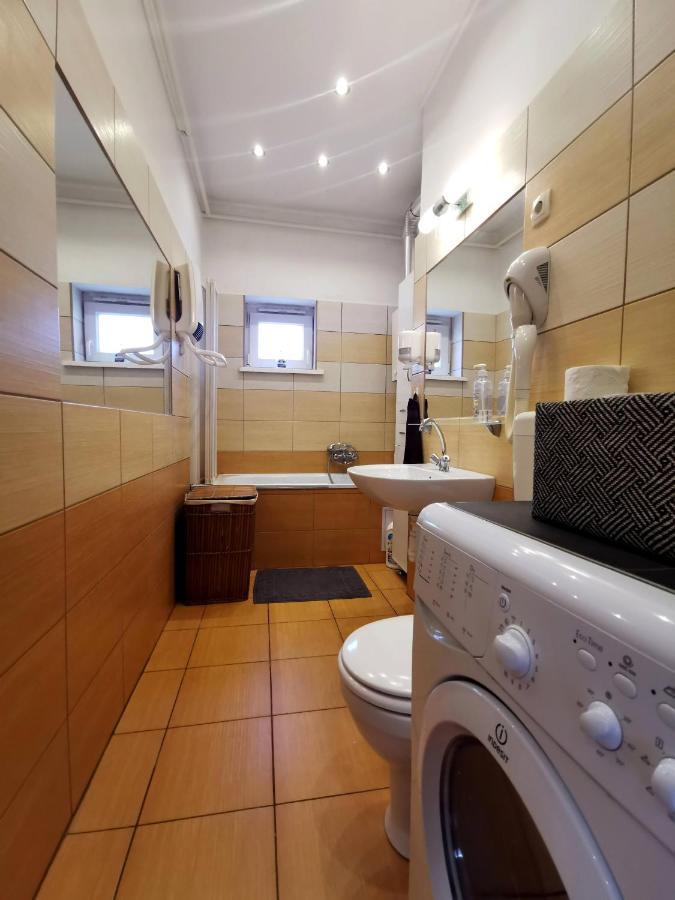 Smart Business Apartman Mişcolţ Exterior foto