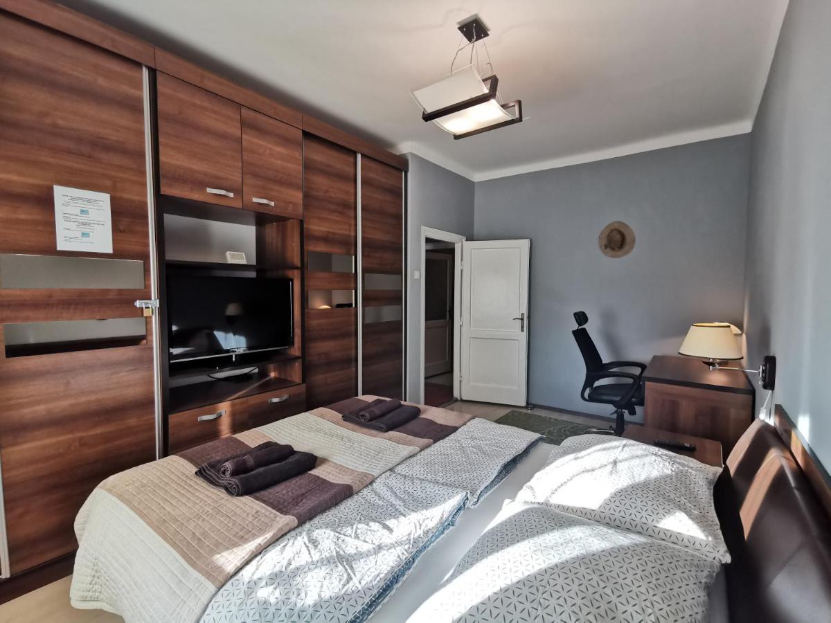 Smart Business Apartman Mişcolţ Exterior foto